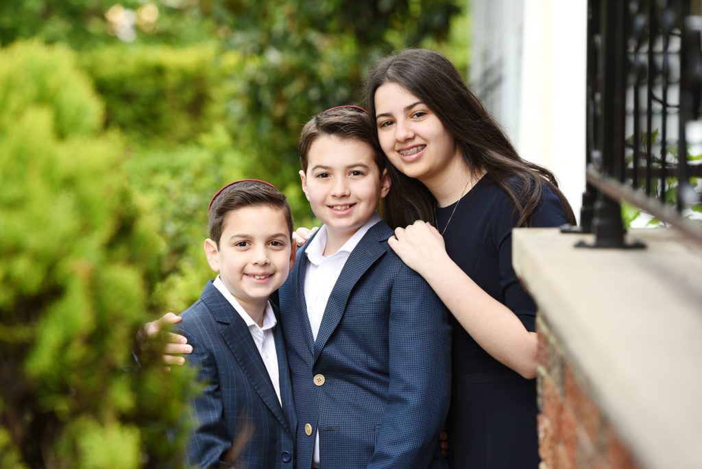 Mitzvah Sibling Photos